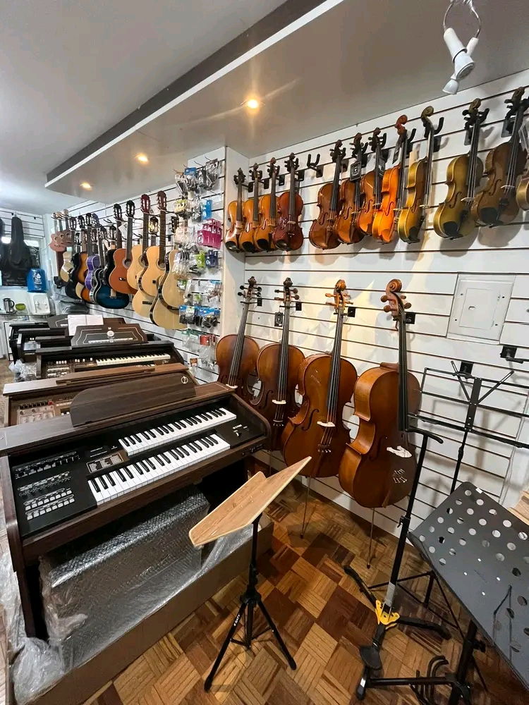 Curbside fashion Trends: How to Win the Pickup Battle.